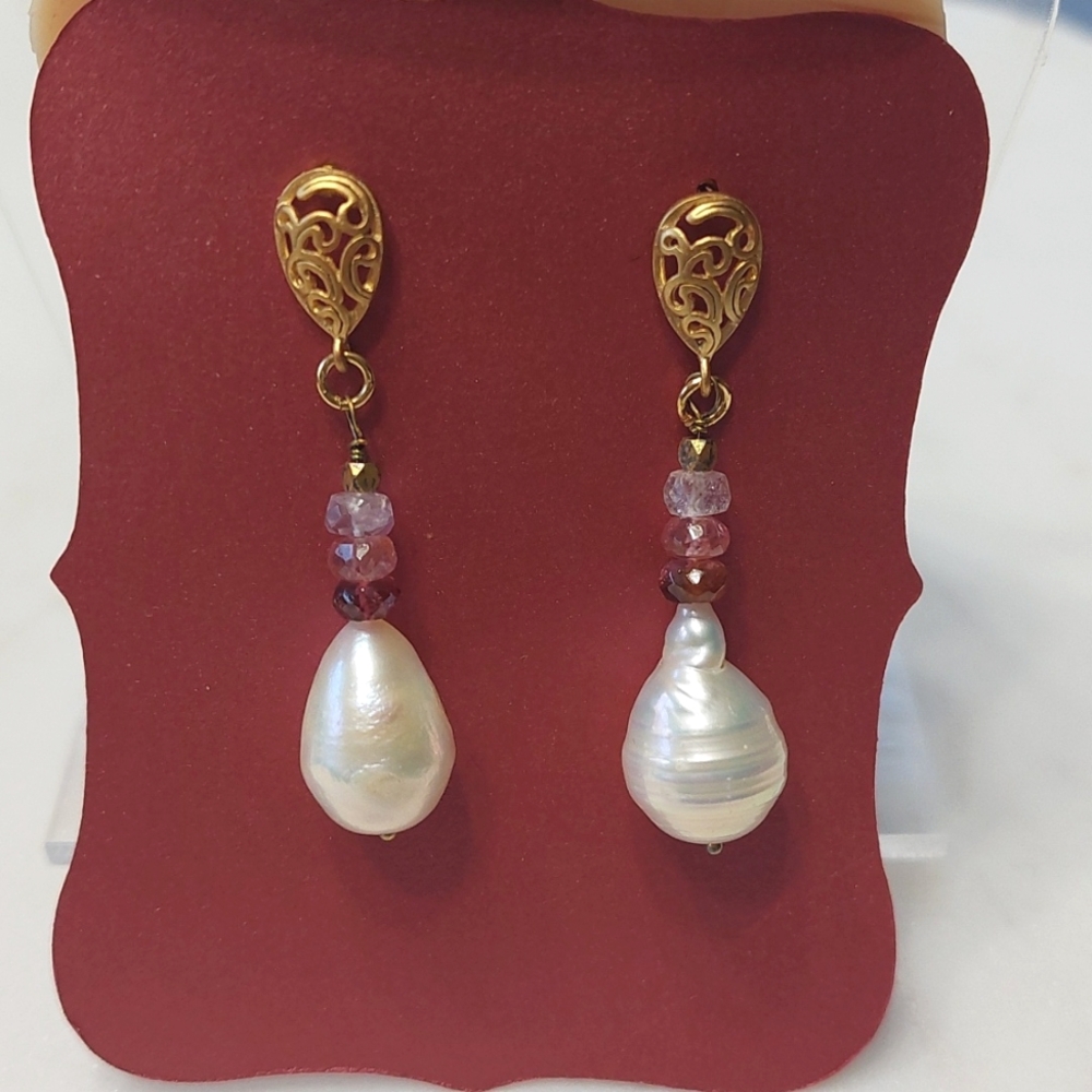 Cultured pearl and Tourmaline Earrings